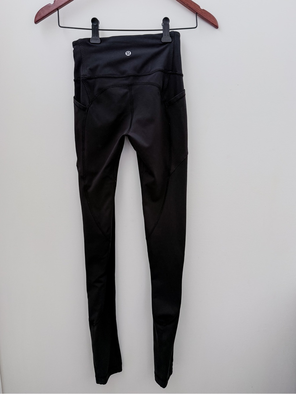 Lululemon Black High Rise Leggings Size 2 Pockets Athletic Yoga